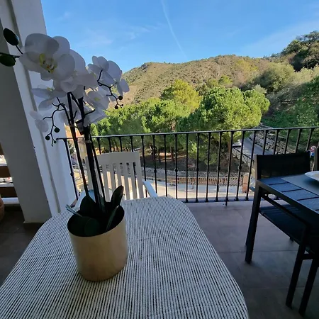 Apartment Luxurious In Benahavis