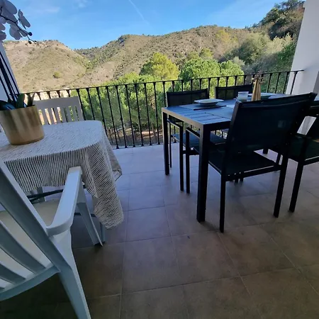 Apartment Luxurious In Benahavis
